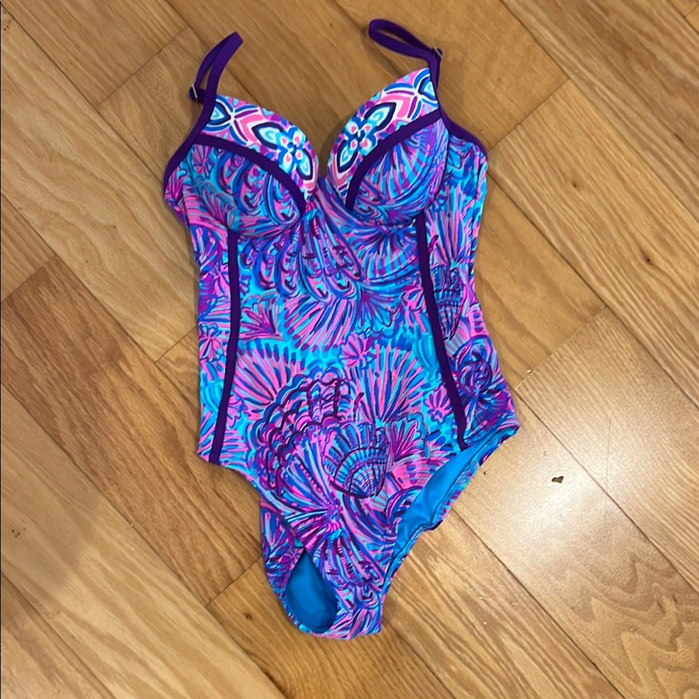 Lilly Pulitzer Vibrant One-Piece Swimsuit with Purple and Blue Patterns Size 6